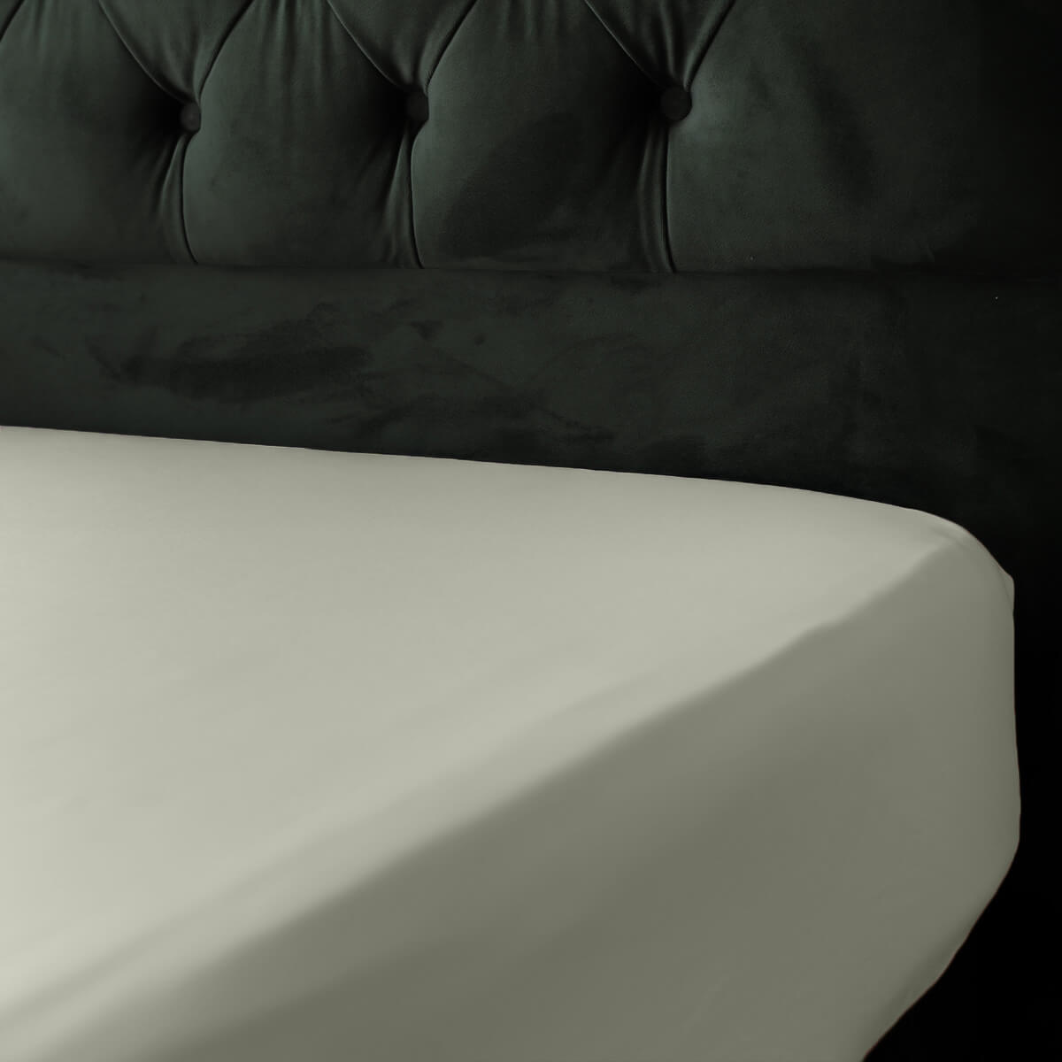 Flame Retardant Fitted Sheet - ST401-91190